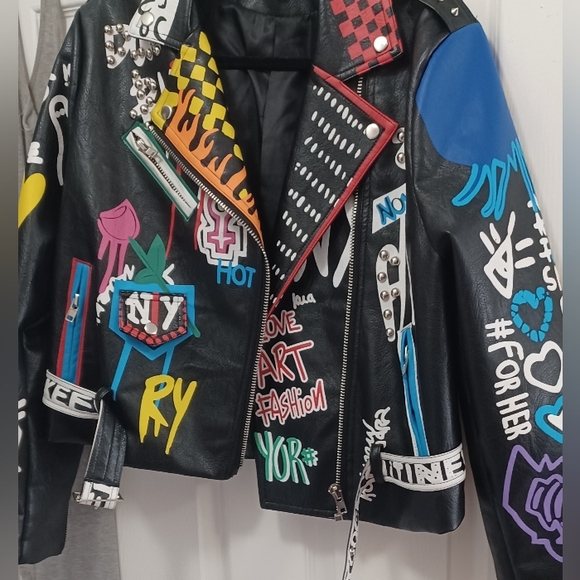 NWOT She's Dope Graffiti Faux Leather Jacket XL - Picture 6 of 6